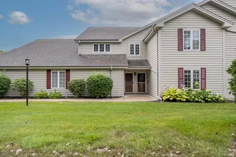 158 Westfield #F, Pewaukee, WI 53072