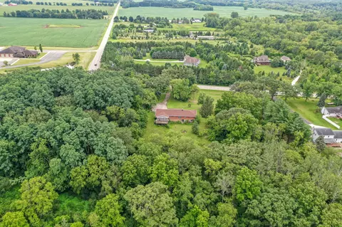 33612 Bassett, Randall, WI 53105