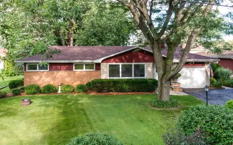 9143 390th, Randall, WI 53128