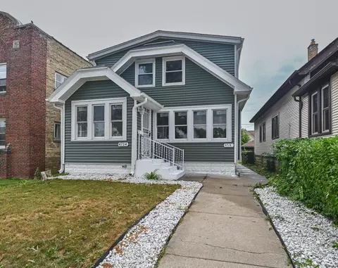 4714 N 37th, Milwaukee, WI 53209