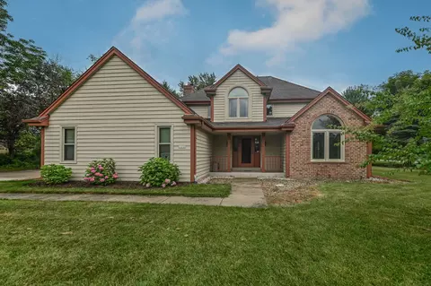 13725 Courtland, Brookfield, WI 53005