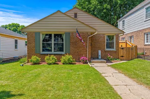 2967 N 90th, Milwaukee, WI 53222