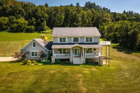 w3067 Kriebich Coulee, Greenfield, WI 54623