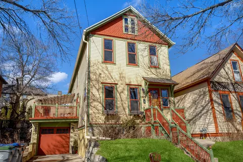 112 E Vine #112A, Milwaukee, WI 53212