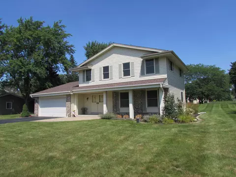 w267n5882 Mountain Mdw, Lisbon, WI 53089