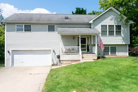 n3165 Center Street, Geneva, WI 53147