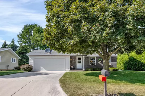 622 Airpark, Plymouth, WI 53073
