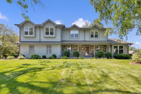 3915 W Marseilles, Mequon, WI 53092