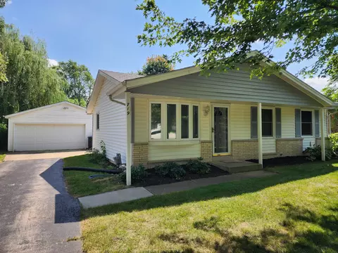 719 Royal Park, Racine, WI 53402