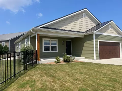 1832 Farm Vw, Grafton, WI 53024