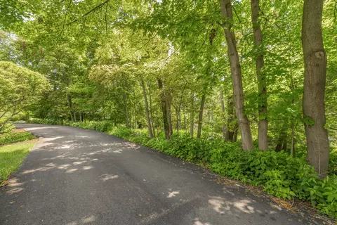 Lt23 N Lower Gardens, Fontana, WI 53125
