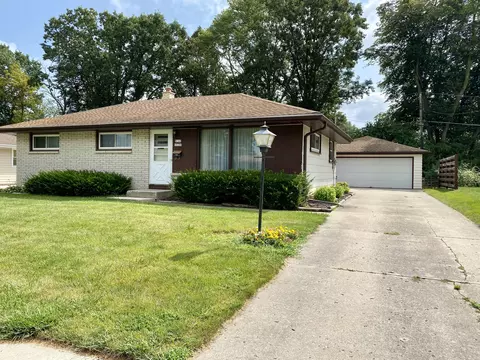 w146n8250 Schlafer, Menomonee Falls, WI 53051