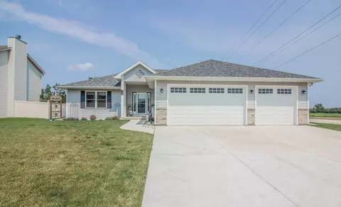 8300 Fox Haven Chase, Sturtevant, WI 53177