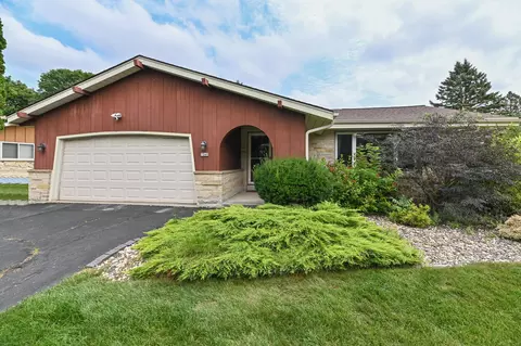7240 N Wayside, Glendale, WI 53209