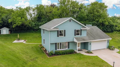 7276 S Dover Hl, Franklin, WI 53132