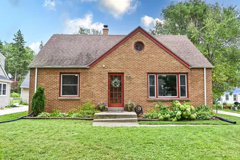 4070 N 110th, Wauwatosa, WI 53222