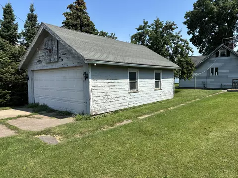 2308 Hickory, Oshkosh, WI 54901