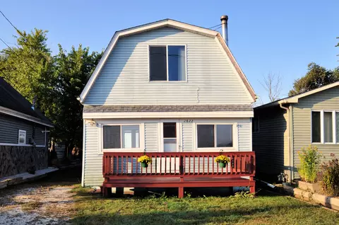 2822 Lakeshore, Dover, WI 53139