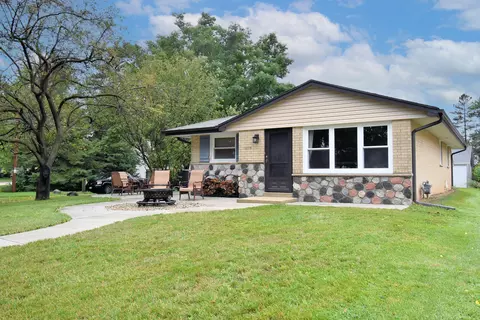 2773 S 110th, West Allis, WI 53227