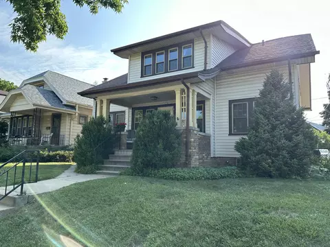 1423 S 57th #1425, West Allis, WI 53214
