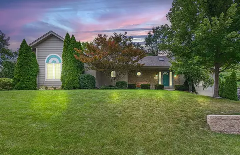 2820 Apache, Waukesha, WI 53188