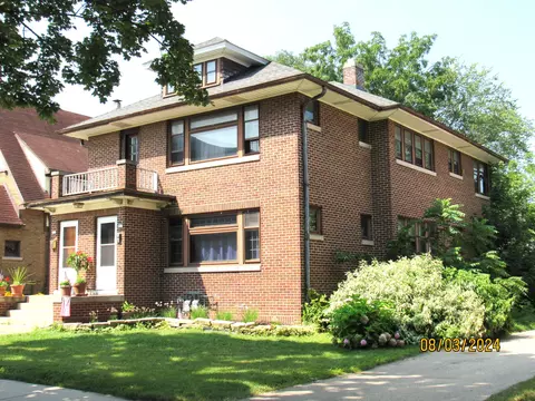 535 N 63rd #537, Wauwatosa, WI 53213