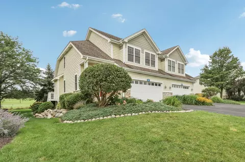 859 Eagleton, Geneva, WI 53147