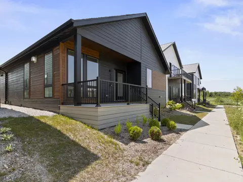 4222 E Cypress, Oak Creek, WI 53154