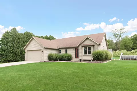 w329s316 Kettle Moraine, Delafield, WI 53018