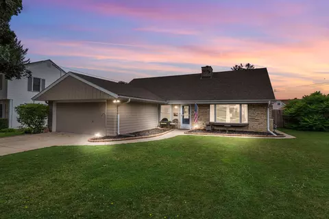 3230 S 45th, Greenfield, WI 53219