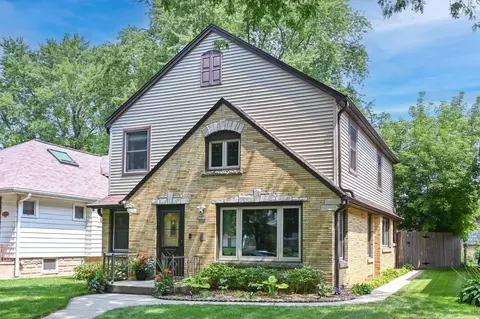 3826 S Austin, Milwaukee, WI 53207