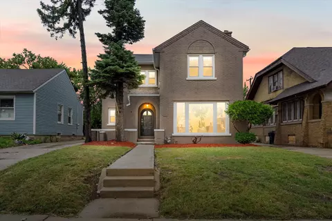 1719 W Capitol, Milwaukee, WI 53206