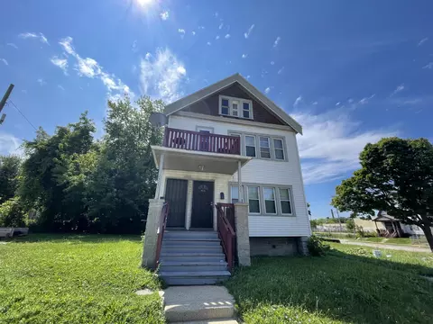 2925 W Burleigh #2927, Milwaukee, WI 53210
