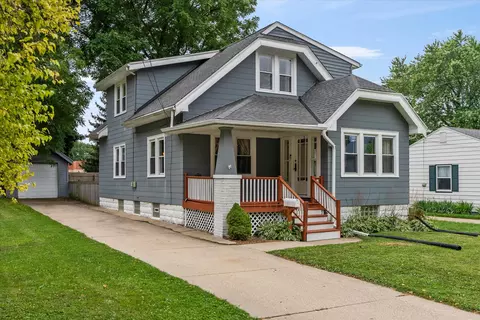 1317 E Warnimont, Milwaukee, WI 53207