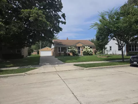 3120 N Wisconsin, Racine, WI 53402