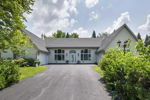 n62w38022 Florence #38020, Oconomowoc, WI 53066