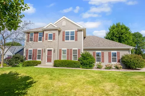 1393 Clearwater, Oconomowoc, WI 53066