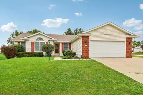 2317 Brookstone, Waukesha, WI 53188