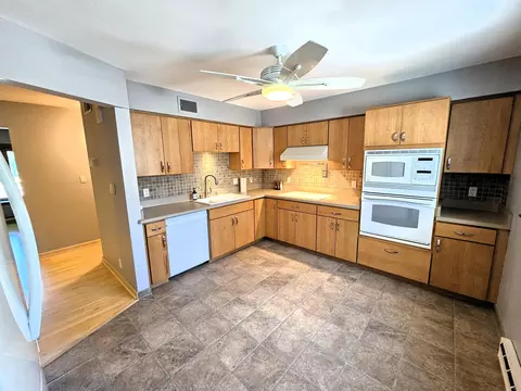 5209 S Camelot, Greenfield, WI 53221