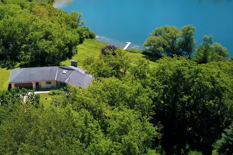 3896 Mayfield, Polk, WI 53037