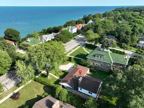 4315 N N Lk, Shorewood, WI 53211