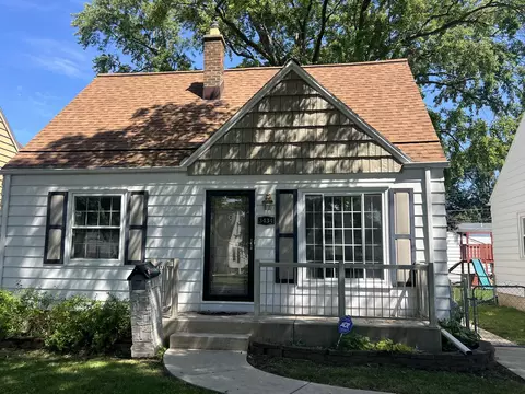 3434 N 90th, Milwaukee, WI 53222