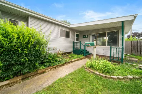 1868 19th, Kenosha, WI 53140