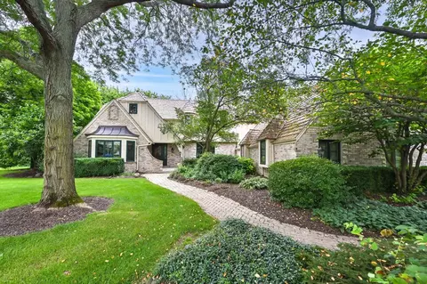 2795 Lancaster, Brookfield, WI 53045