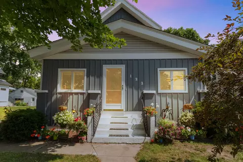 122 S Milwaukee, Fredonia, WI 53021