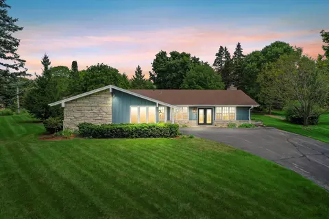 2330 Whippletree, Brookfield, WI 53045
