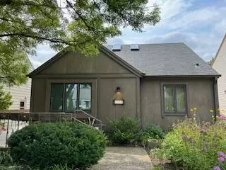 2935 N 89th, Milwaukee, WI 53222