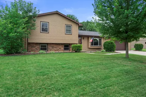 4025 W Anita, Franklin, WI 53132