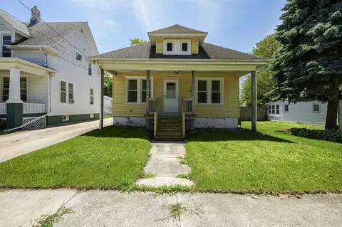 1429 Plainfield, Mount Pleasant, WI 53403