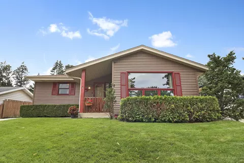 7866 49th, Kenosha, WI 53142